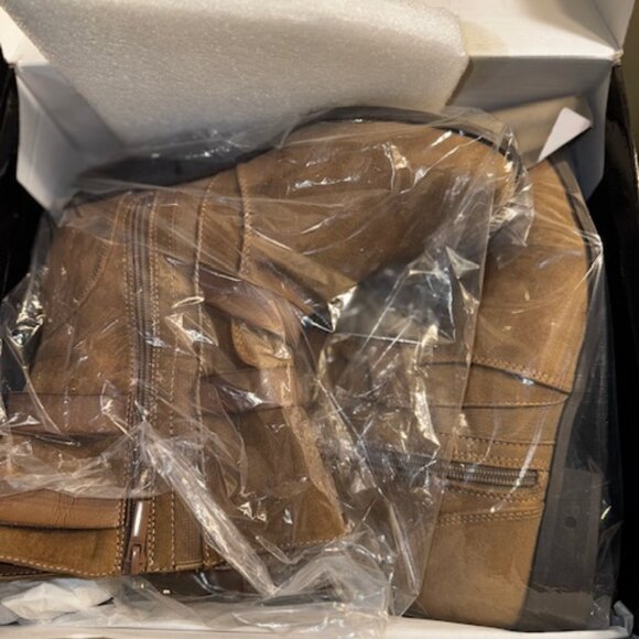 Taupe Three Strap Flat Bootie Size 10 - Picture 5 of 6